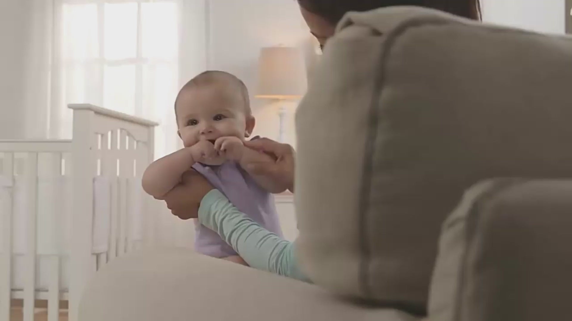 Tour de lit bébé : La solution ultime pour un sommeil sûr et confortable